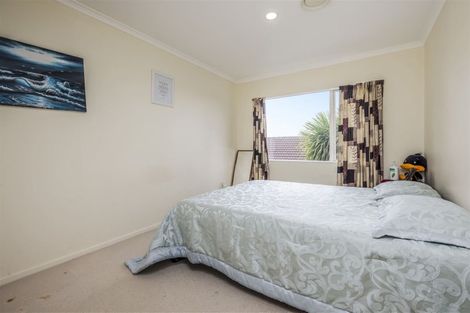 Photo of property in 2 Dunaff Place, Flat Bush, Auckland, 2019