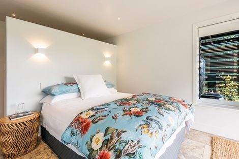 Photo of property in 31 Miro Road, Palm Beach, Waiheke Island, 1081