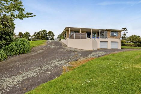 Photo of property in 200 Paraite Road, Paraite, New Plymouth, 4373