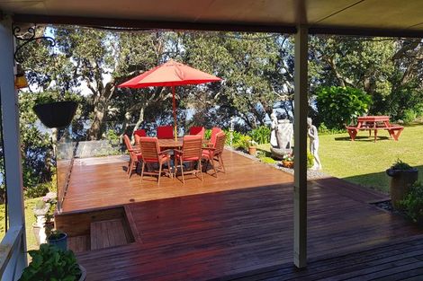 Photo of property in 28 Pohutukawa Drive, Athenree, Katikati, 3177