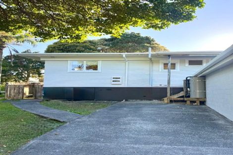 Photo of property in 147 Lancaster Road, Beach Haven, Auckland, 0626