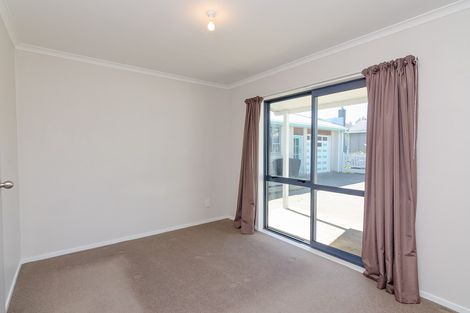 Photo of property in 32 Richmond Road, Carterton, 5713