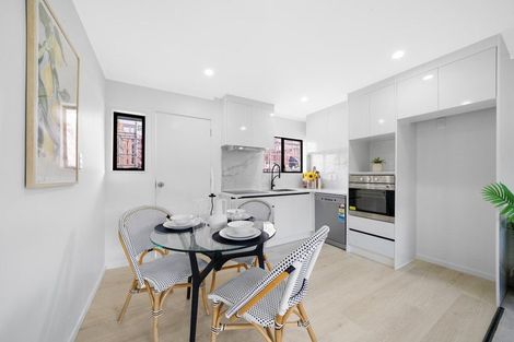 Photo of property in 2/64 Weymouth Road, Manurewa, Auckland, 2102