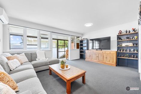 Photo of property in 58 Wai-iti Crescent, Woburn, Lower Hutt, 5010
