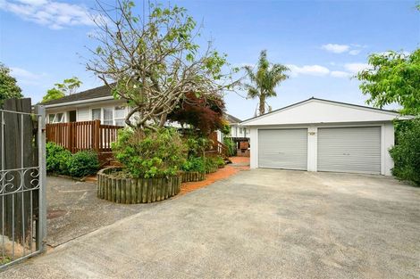 Photo of property in 17 Brookfield Road, Te Atatu Peninsula, Auckland, 0610