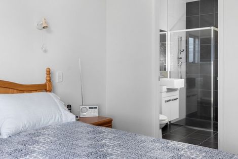 Photo of property in 10 Coprosma Close, Papamoa Beach, Papamoa, 3118