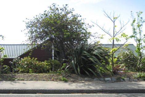 Photo of property in 16 The Cliffs, Britannia Heights, Nelson, 7010