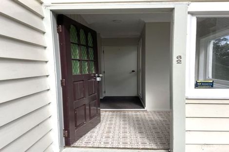 Photo of property in 62 Tio Tio Road, Miramar, Wellington, 6022