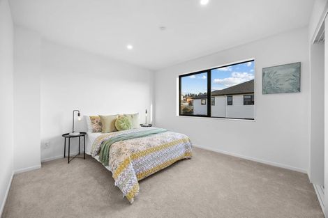 Photo of property in 3 Tinaku Road, Flat Bush, Auckland, 2019