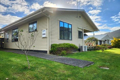 Photo of property in 28 Sturge Street, Cobden, Greymouth, 7802