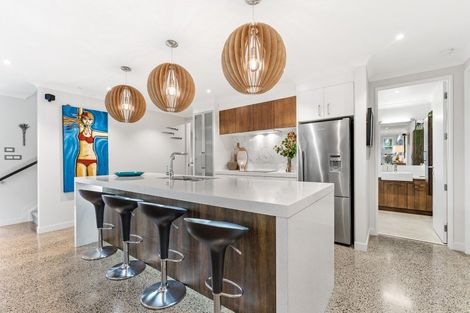 Photo of property in 16 Te Mana Street, Omaha, 0986