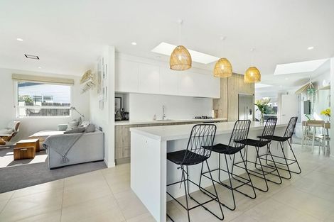 Photo of property in 24 Motuora Road, Manly, Whangaparaoa, 0930