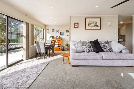 Photo of property in 8c Mountain Road, Morningside, Whangarei, 0110