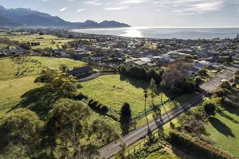 Photo of property in 42 Bayview Street, Kaikoura, 7300