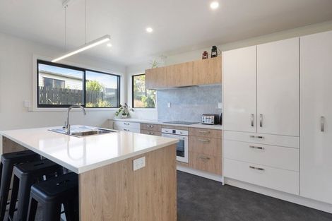 Photo of property in 160 Mark Avenue, Grenada Village, Wellington, 6037