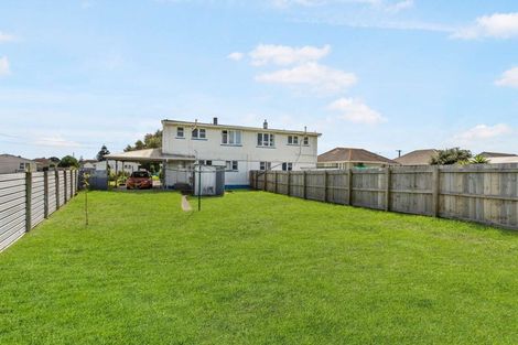 Photo of property in 26-28 Matipo Street, Castlecliff, Whanganui, 4501
