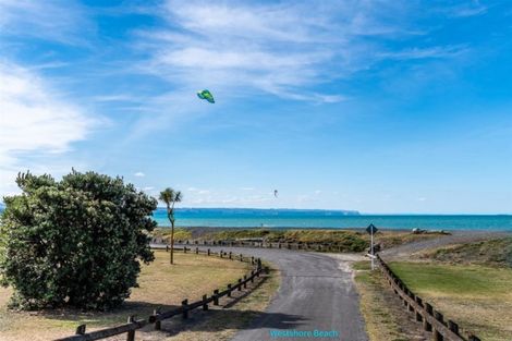 Photo of property in 6 Nott Street, Westshore, Napier, 4110