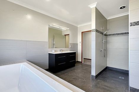 Photo of property in 28/500 Kinloch Road, Kinloch, Taupo, 3377