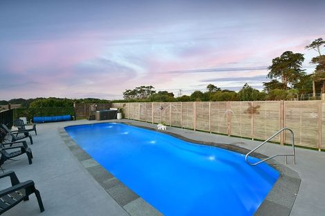 Photo of property in 10 Joblin Road, Wainui, Silverdale, 0994