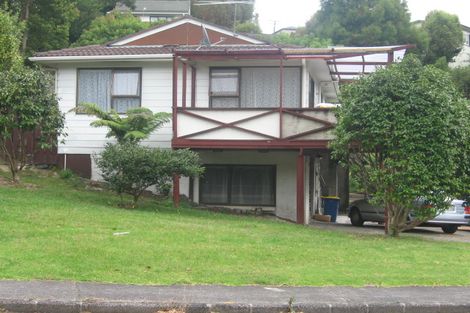 Photo of property in 76 Powrie Street, Glenfield, Auckland, 0629