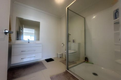 Photo of property in 5 Ashington Road, Silverstream, Upper Hutt, 5019