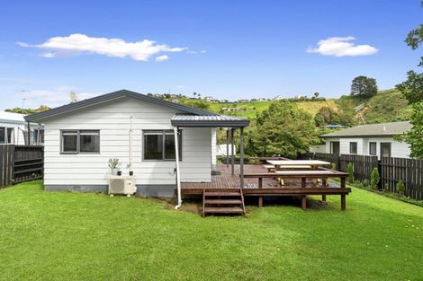 Photo of property in 8 Farrow Way, Welcome Bay, Tauranga, 3112