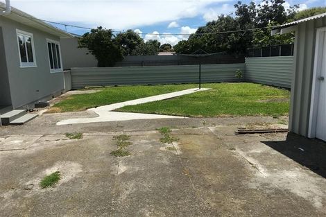 Photo of property in 36 Cornfoot Street, Castlecliff, Whanganui, 4501