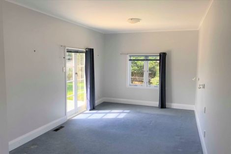 Photo of property in 16 Wallace Street, Regent, Whangarei, 0112