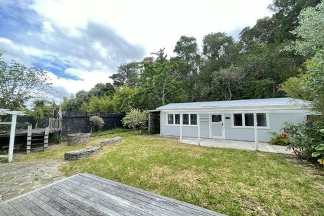 Photo of property in 4 Hillcrest Avenue, Hillcrest, Auckland, 0627