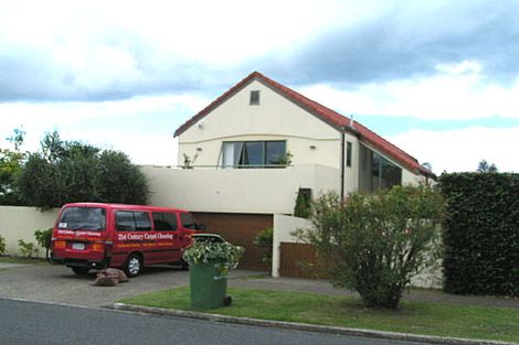 Photo of property in 2/31 Eversleigh Road, Belmont, Auckland, 0622