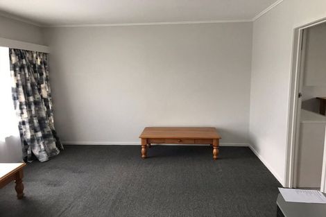 Photo of property in 3/187 Lake Road, Belmont, Auckland, 0622