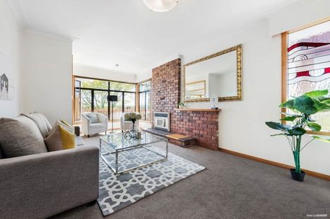 Photo of property in 310 Glengarry Road, Glen Eden, Auckland, 0602