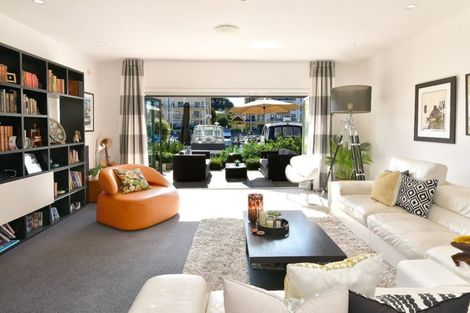 Photo of property in 128 Harbour Village Drive, Gulf Harbour, Whangaparaoa, 0930