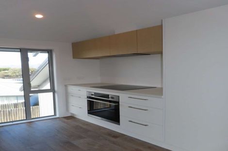 Photo of property in 2/246 Marine Parade, New Brighton, Christchurch, 8061