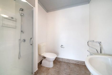 Photo of property in 2 Ochre Place, Blockhouse Bay, Auckland, 0600