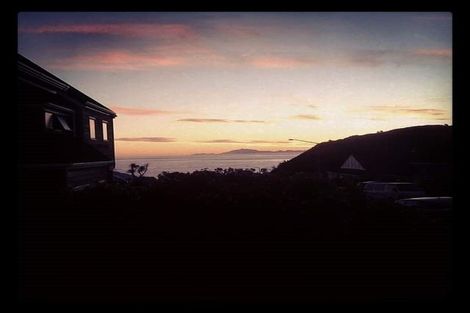 Photo of property in 58 Frobisher Street, Island Bay, Wellington, 6023