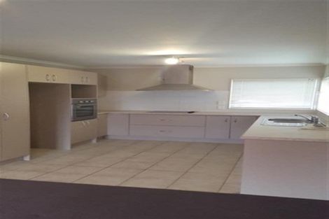 Photo of property in 70a Kayes Road, Pukekohe, 2120