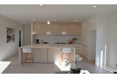 Photo of property in 98 Godfrey Drive, Orewa, 0931