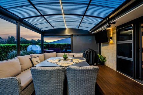 Photo of property in 40 Redwood Crescent, Hurdon, New Plymouth, 4310