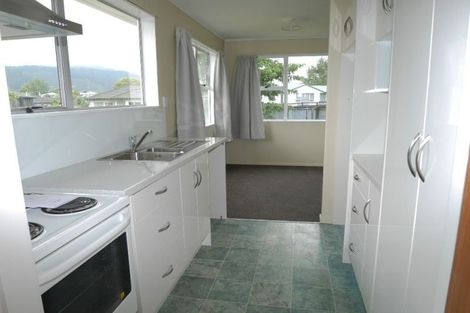 Photo of property in 43 Arawhata Road, Paraparaumu, 5032