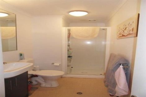 Photo of property in Monvie Apartments, 212/15 Holland Street, Te Aro, Wellington, 6011
