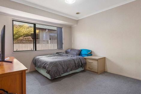 Photo of property in 5 Hoyte Place, Pukehangi, Rotorua, 3015