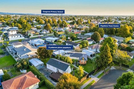 Photo of property in 8 Pukeroa Place, Papakura, 2110