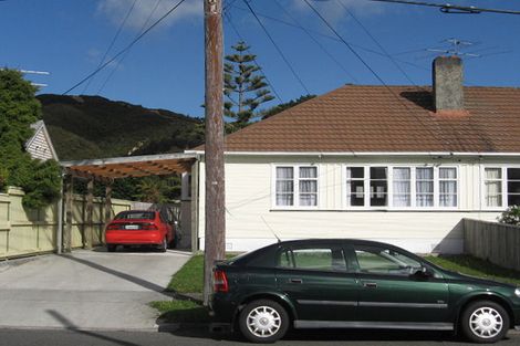 Photo of property in 18 Pilcher Crescent, Naenae, Lower Hutt, 5011