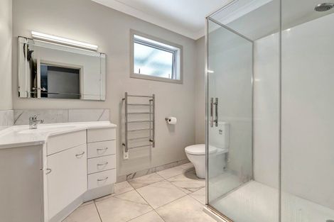 Photo of property in 29 Simons Street, Moturoa, New Plymouth, 4310