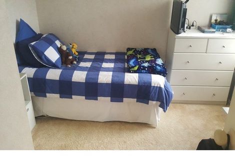 Photo of property in 2 Melia Place, Stanmore Bay, Whangaparaoa, 0932