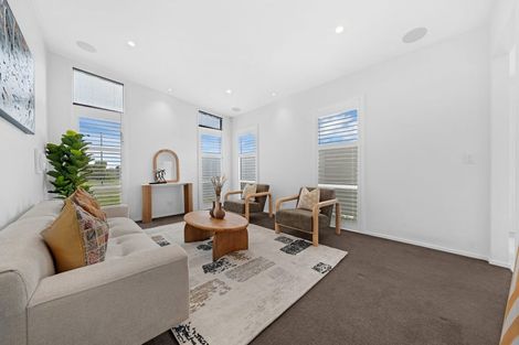 Photo of property in 5 Hooton Drive, Huapai, Kumeu, 0810