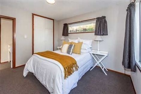 Photo of property in 2/9 Somme Street, St Albans, Christchurch, 8014