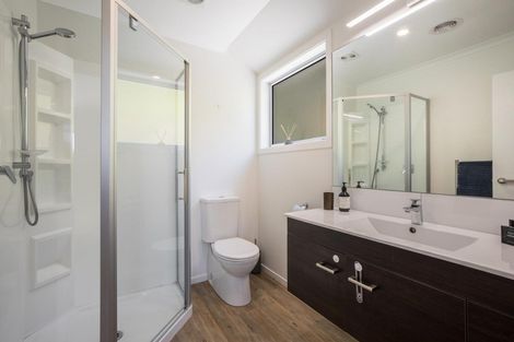 Photo of property in 35 Banks Boulevard, Whitby, Porirua, 5024