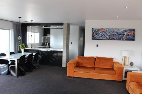Photo of property in 1/21 Sanders Avenue, Takapuna, Auckland, 0622